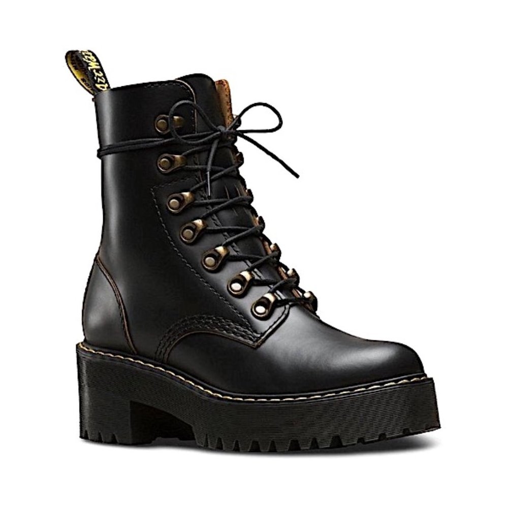 Dr. Martens Leona Boots